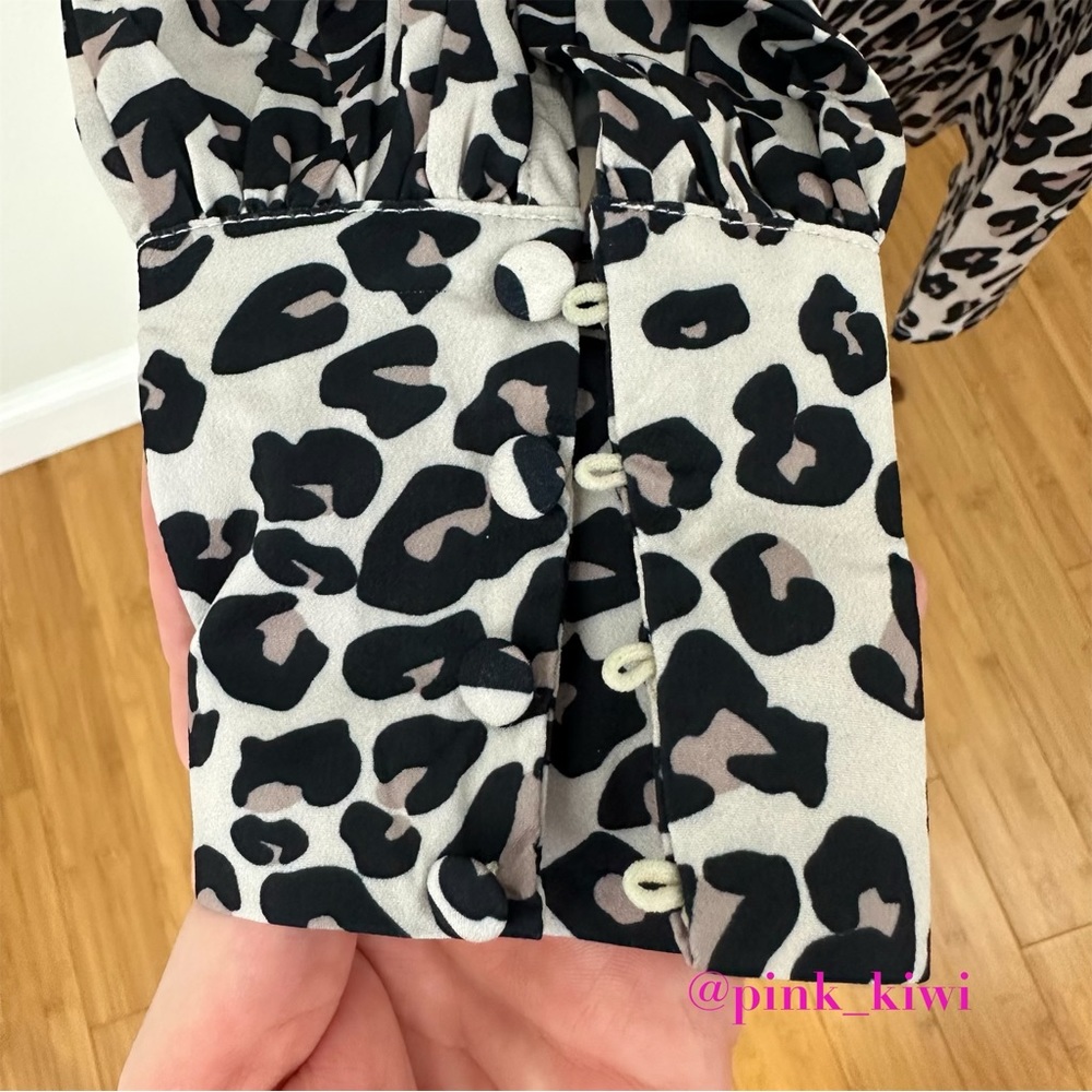 Area Stars Leopard Print Keyhole Dress - Picture 10 of 17